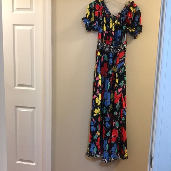 RIXO Floral Off Shoulder Dress - Picture 9 of 16